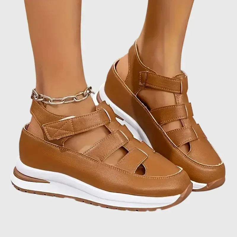 Sandalias para el día a día con suela antideslizante en tonos metalizados
