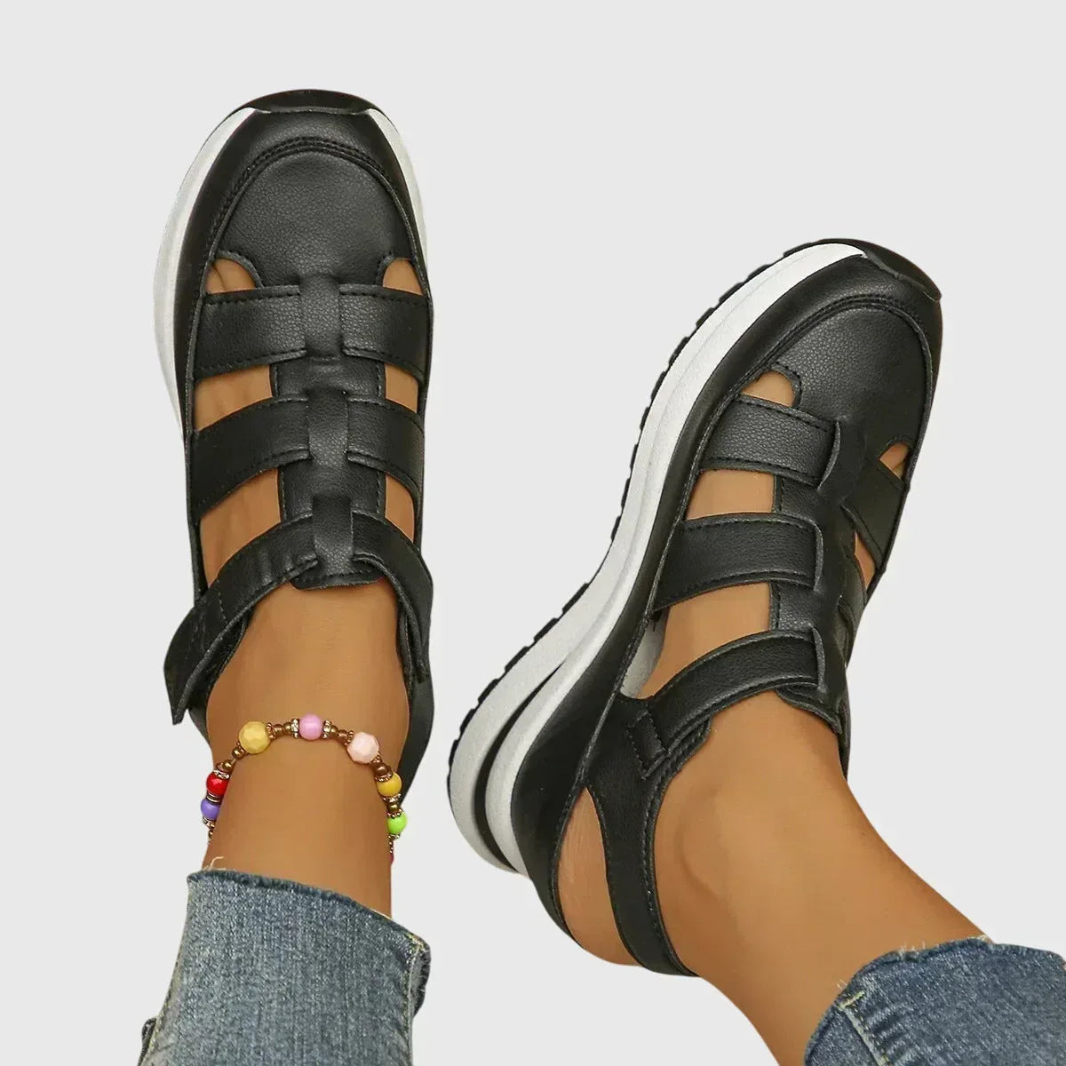 Sandalias para el día a día con suela antideslizante en tonos metalizados