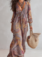 Vestido de cuello de pico con estampado de cachemir y cinturón