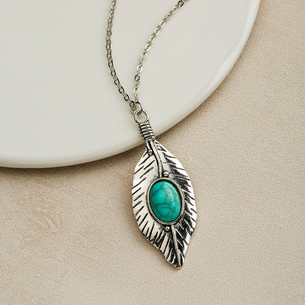 Boho-halsband i vintagestil med blågrönt stenhänge i sex former