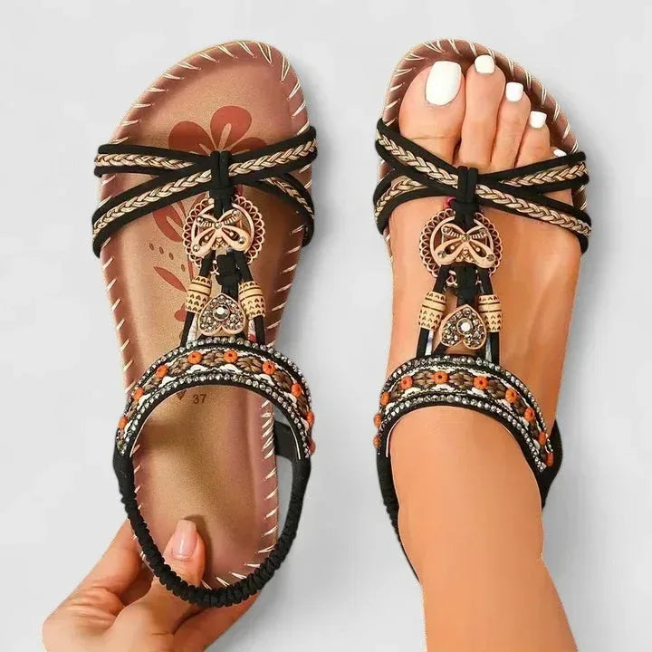 Sandalias de puntera ancha con suela estable y con sujeción