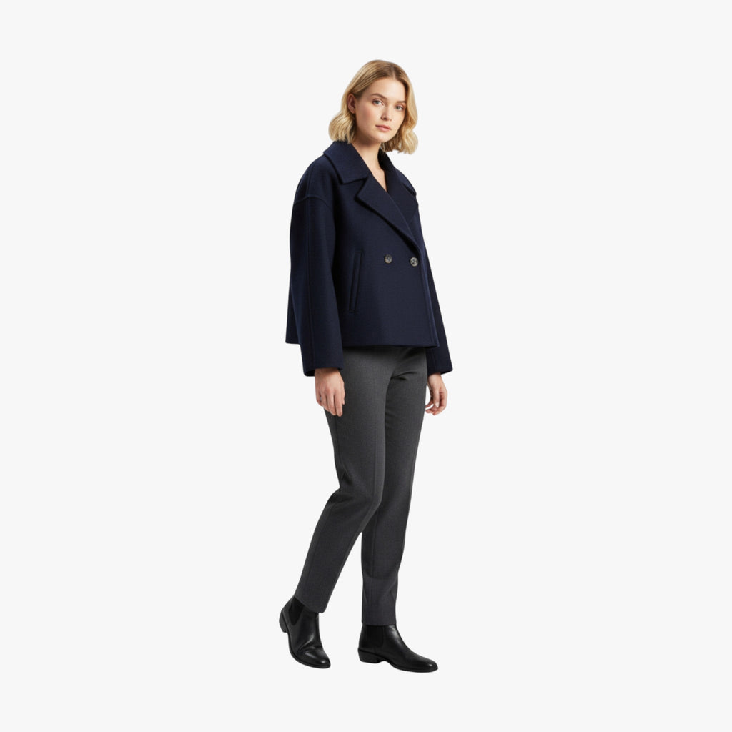 Cropped Wool Jacket with Waist-Defining Fit for Cold Days
