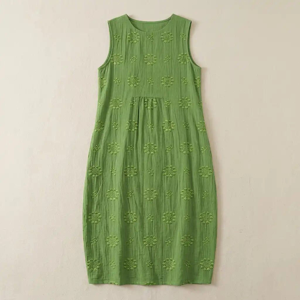 Vestido oversize sin mangas con delicados bordados