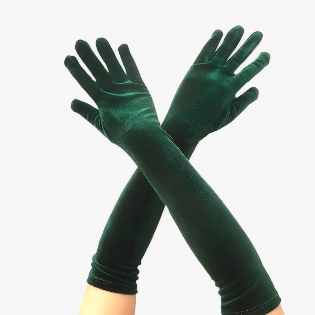Velvet Gloves with Soft Lining and Retro-Inspired Style