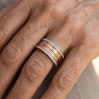 Vintage-Style Two-Tone Crystal Ring with Mixed Metals