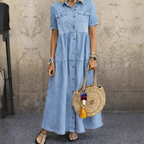 Vestido efecto vaquero con falda de volantes y botonadura delantera