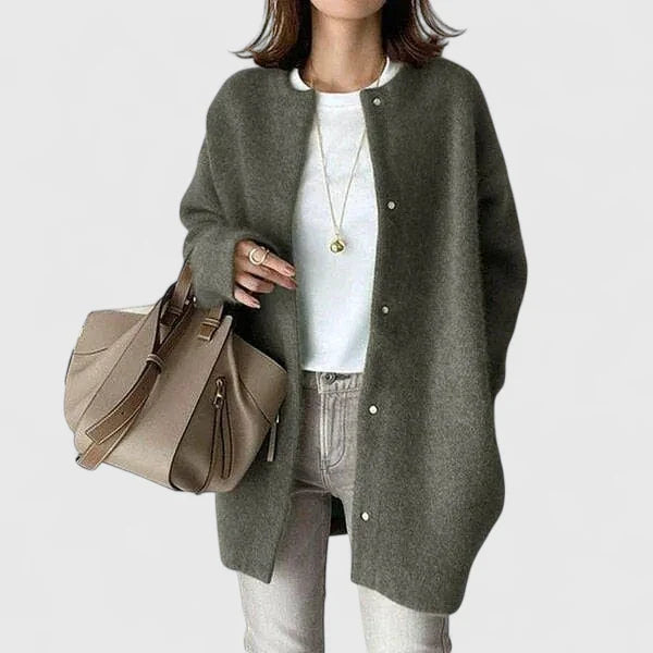 Versatile Jacket with Modern Everyday Line