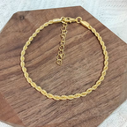 Twisted Rope Chain Necklace with Textured Links and Bright Shine