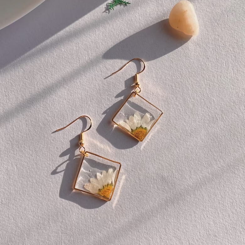 Square Crystal Sunflower Stud Earrings with Vintage Look