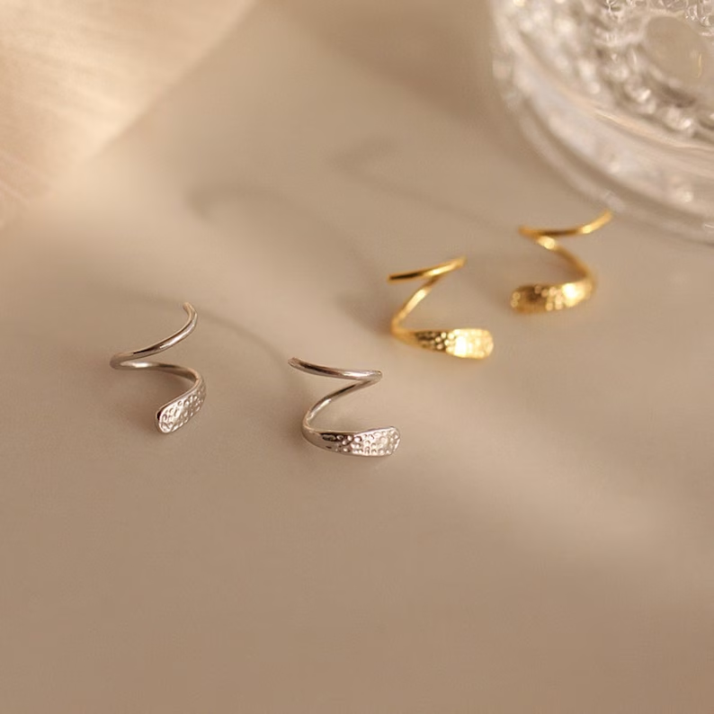 Vintage-Style Mini Spiral Stud Earrings with Subtle Detail