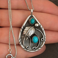 Vintage-Style Iridescent Stone Drop Necklace with Colour Play