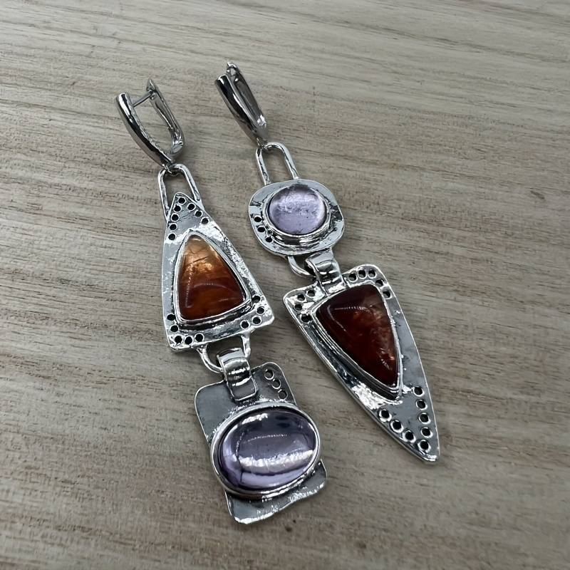 Kristallörhängen i vintagestil i silverfärg med klart gnistrande