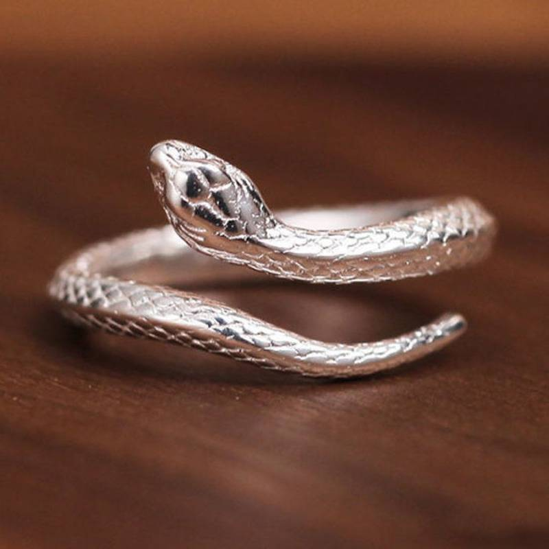 Vintage-Style Snake Ring with Coiled Design in Silver Colour