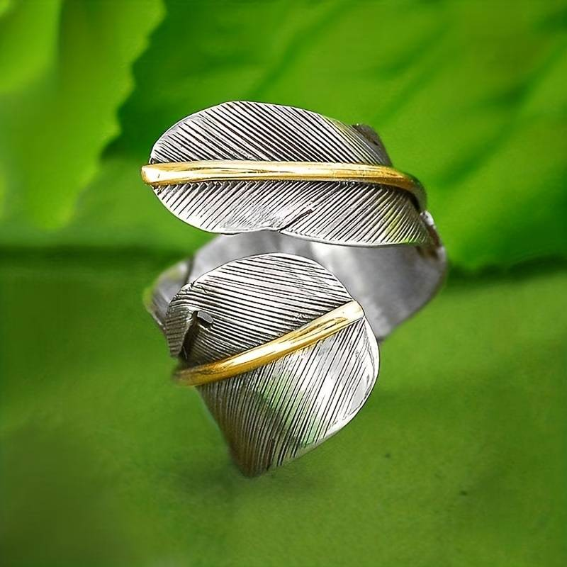 Vintage-Style Spiral Leaf Ring with Wrapping Vine in Silver Colour