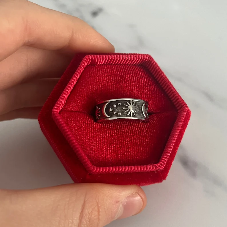 Vintage-Style Sun and Moon Ring with Celestial Motif