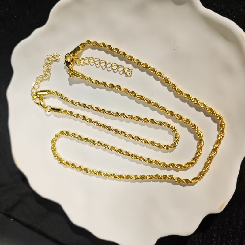 Twisted Rope Chain Necklace with Textured Links and Bright Shine