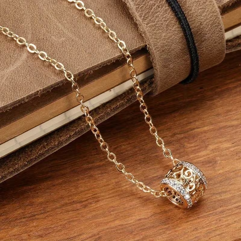Vintage-Style Sphere Pendant Necklace with Rounded Form