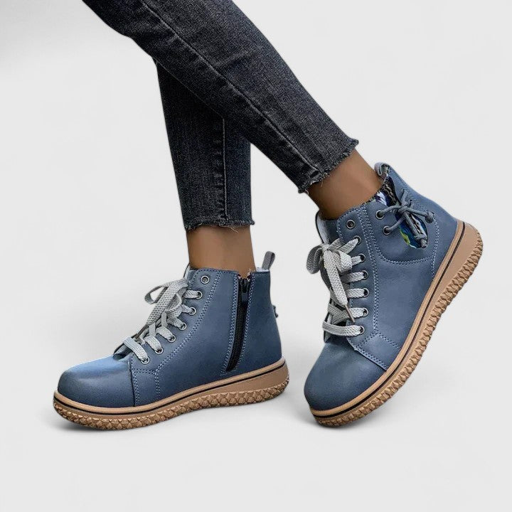 Boots med stickade paneler, snörning och sidodragkedja