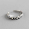 Vintage-Style Bead Ring with Textured Detail in Silver Colour