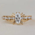 Vintage-Style Zirconia Ring with Sparkling Setting in Gold Colour