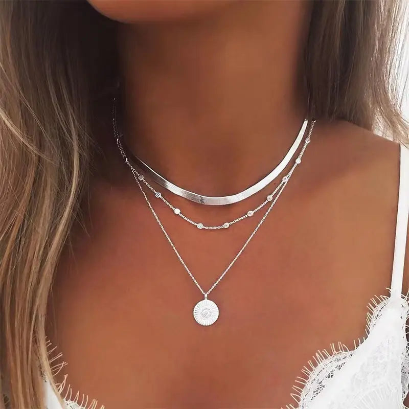 Vintage-Style Layered Disc Necklace in Silver Colour