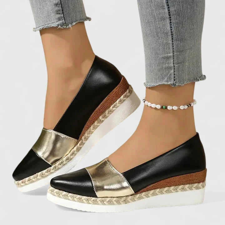 Loafers med dämpad innersula och raffinerad finish