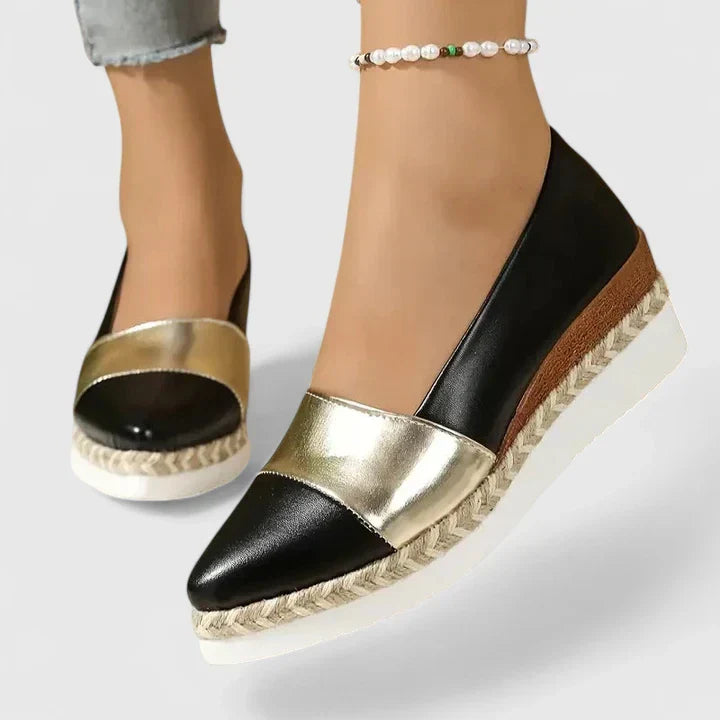 Loafers med dämpad innersula och raffinerad finish