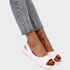 Slip in-sandaler med vadderad innersula och lätt sula