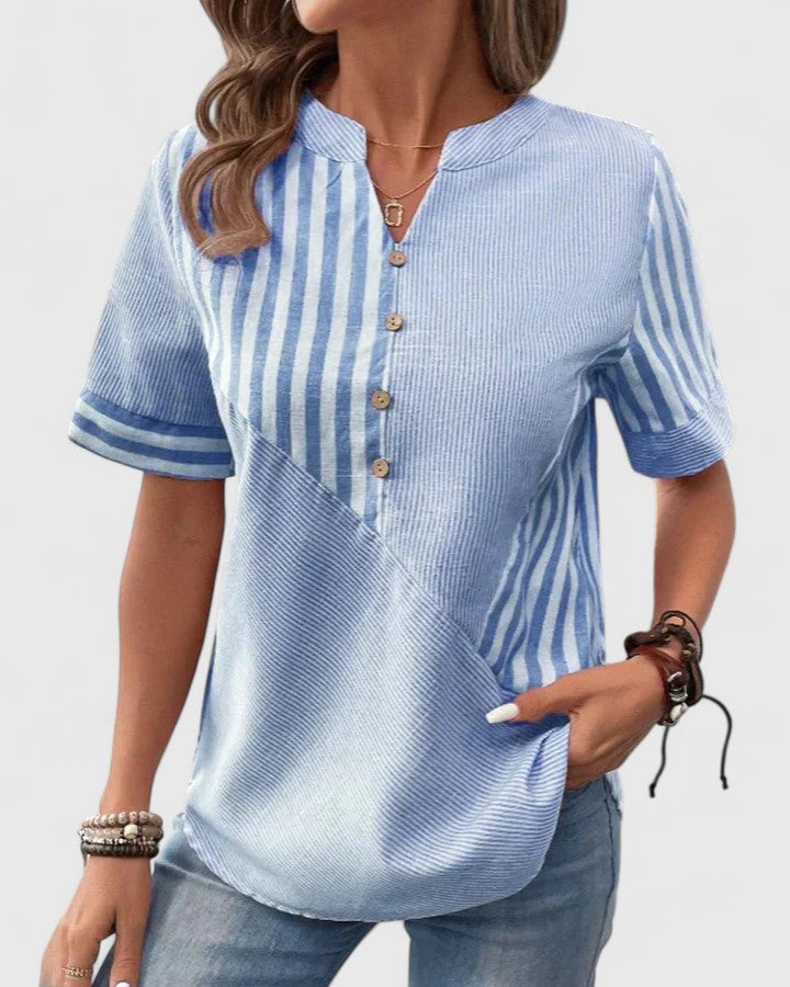 Blusa de rayas con corte holgado y clásico