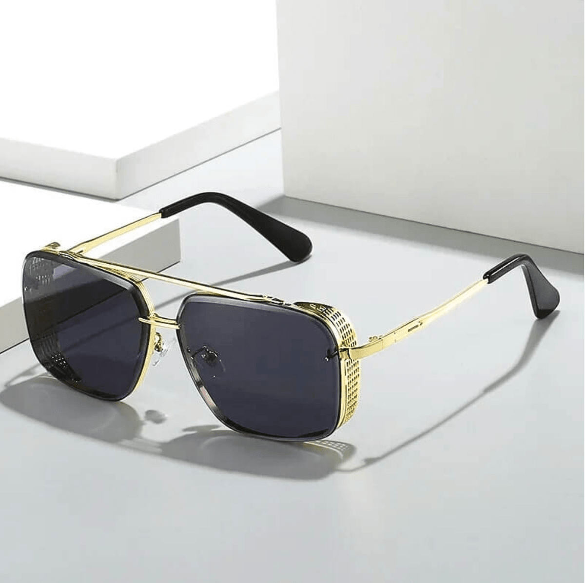 Italian-designed metal-frame sunglasses in a unisex fit