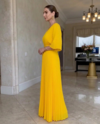 Vestido largo plisado hasta el suelo con mangas murciélago