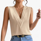 Loose-Fit Sleeveless Blouse for Casual Everyday Wear