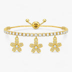 Pulsera de charms con colgante de flor de circonita cúbica