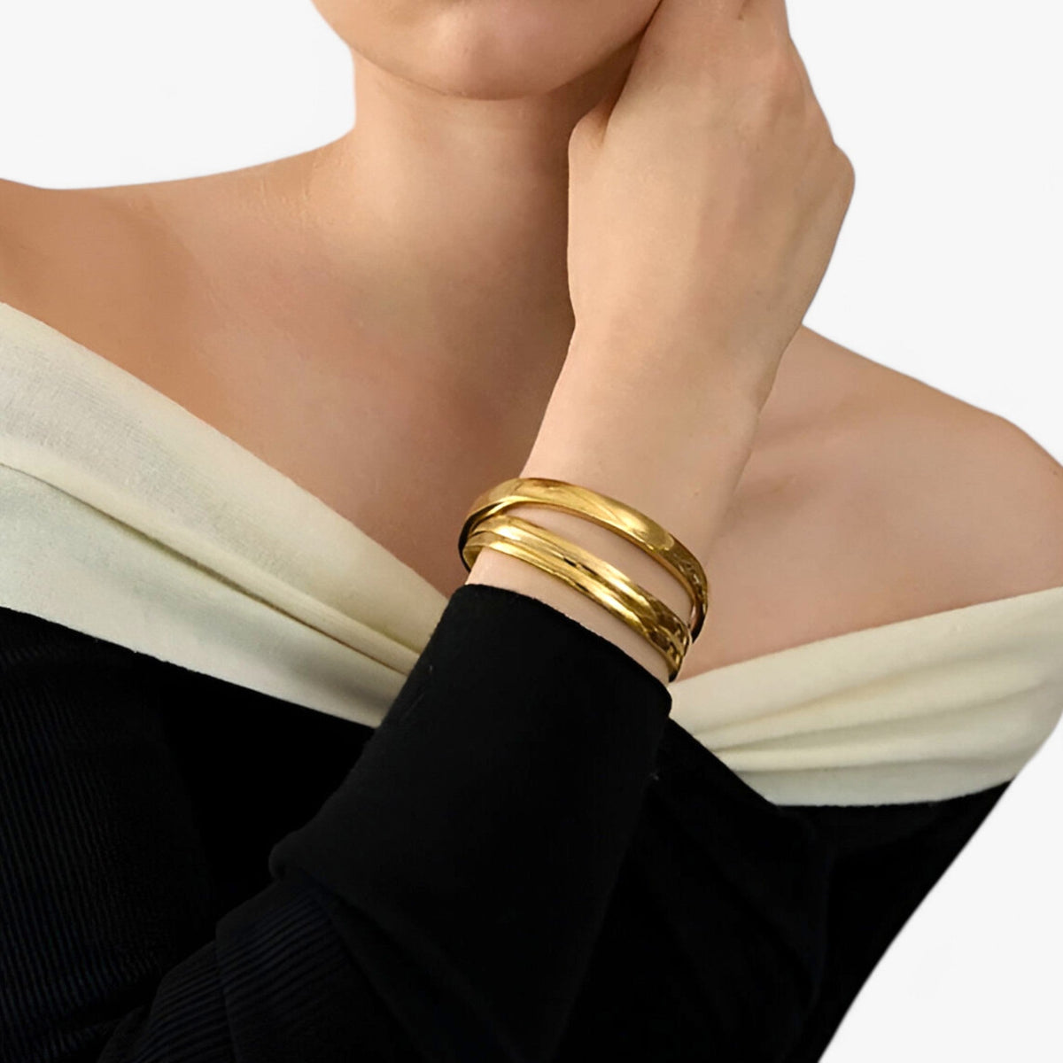 Pulsera de acero inoxidable resistente al agua con diseño redondo y liso