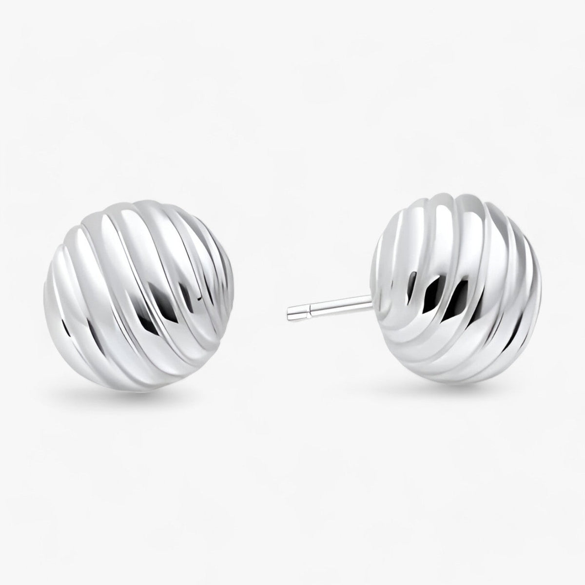 Refined Stud Earrings for Everyday and Evening Wear