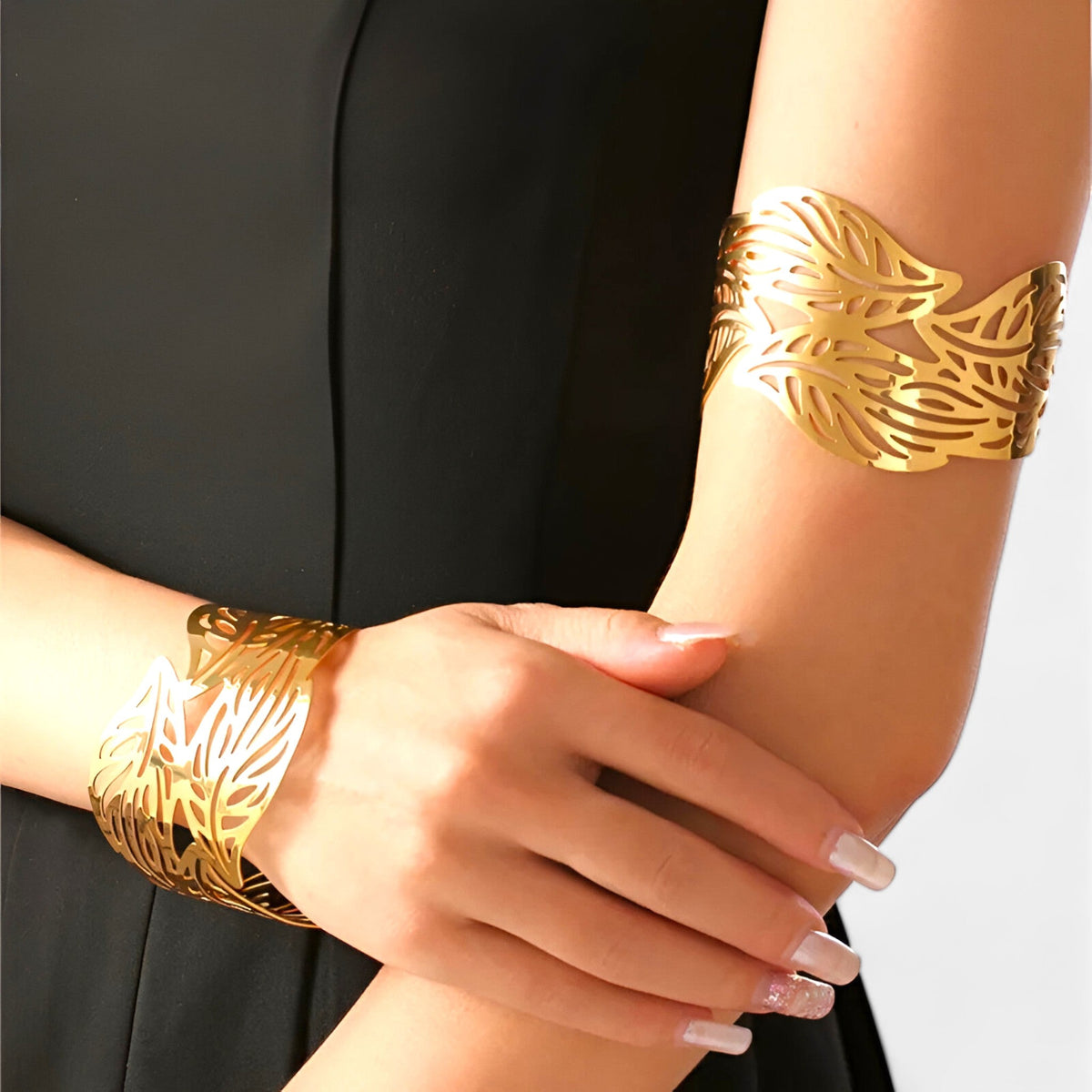 Stainless Steel Bracelet with Cut-Out Leaf Pattern
