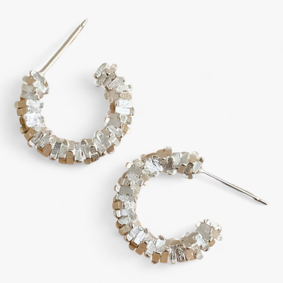 Twisted Wave C-Shaped Earrings with Vintage Design