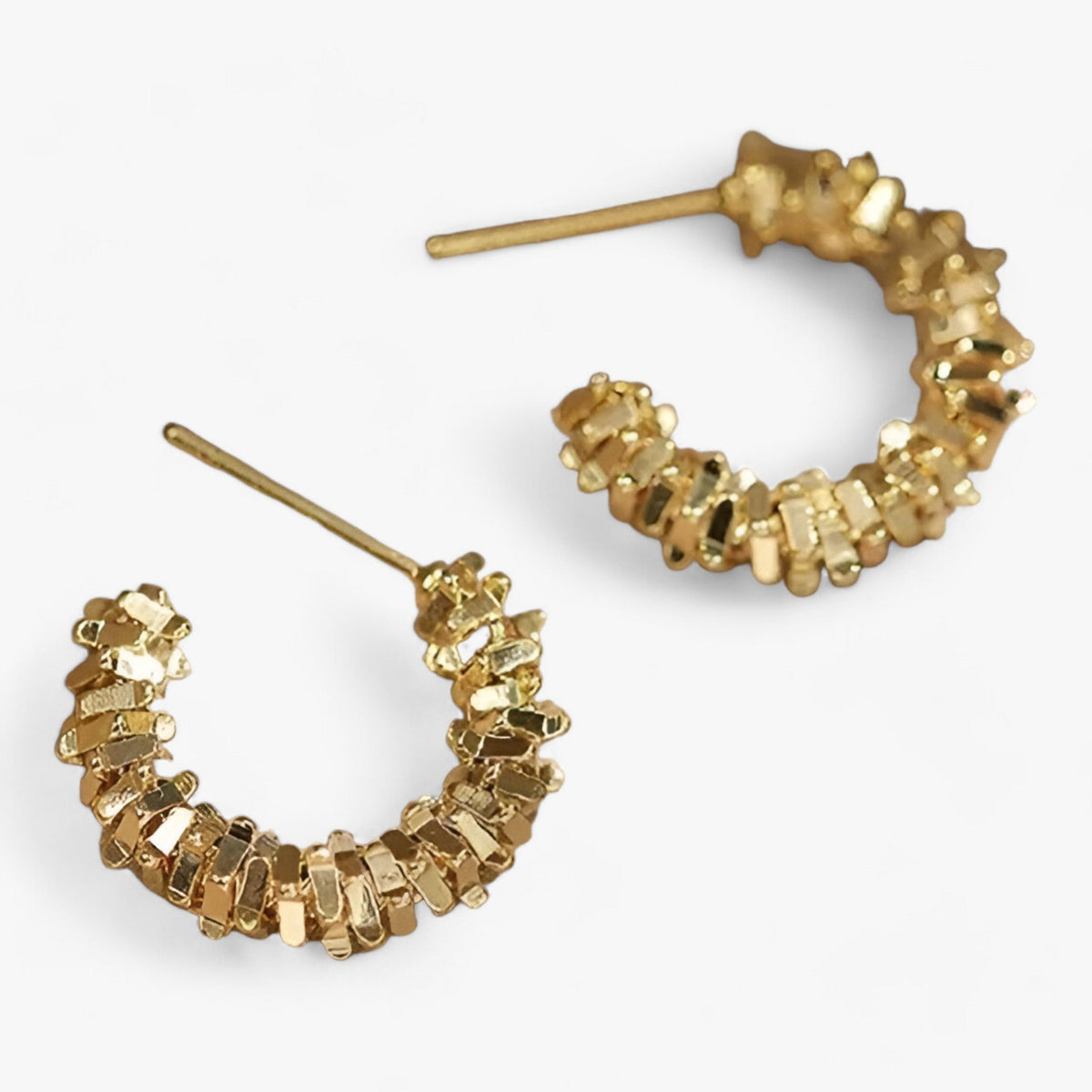 Twisted Wave C-Shaped Earrings with Vintage Design