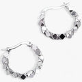 Aros minimalistas en tono plata para el día a día