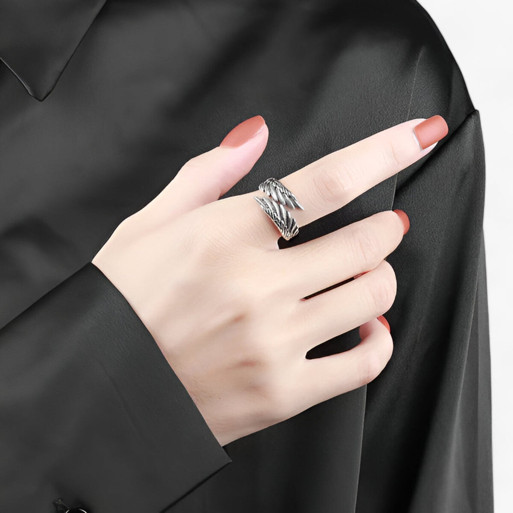 Adjustable Angel Wing Ring in Gothic Style