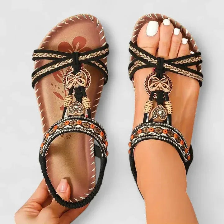 Sandalias de puntera ancha con suela estable y con sujeción
