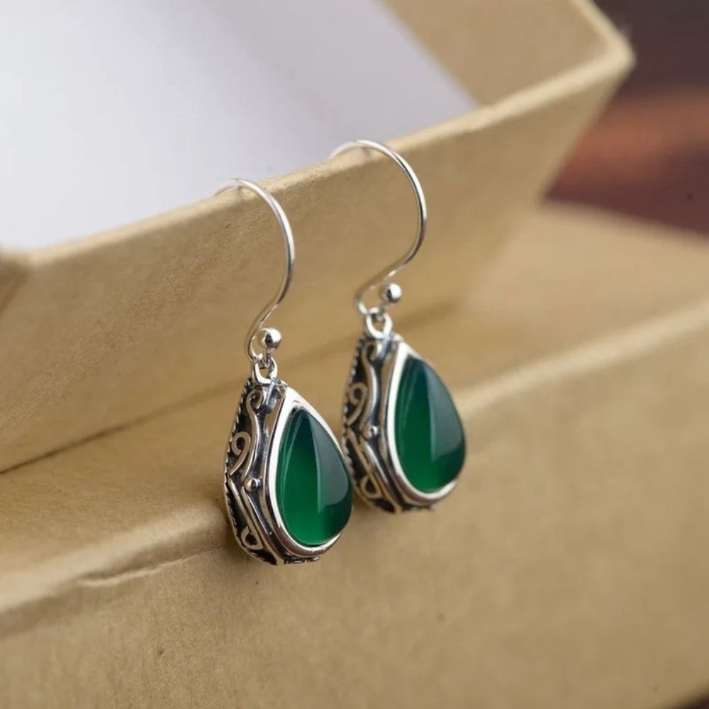Vintage-Style Waterdrop Stone Earrings with Smooth Curves