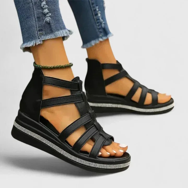 Sandalias de cuña con apliques y plantilla acolchada