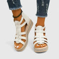 Sandalias de cuña con apliques y plantilla acolchada