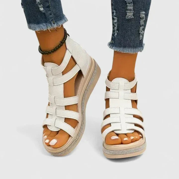 Sandalias de cuña con apliques y plantilla acolchada