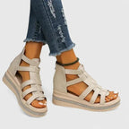 Sandalias de cuña con apliques y plantilla acolchada