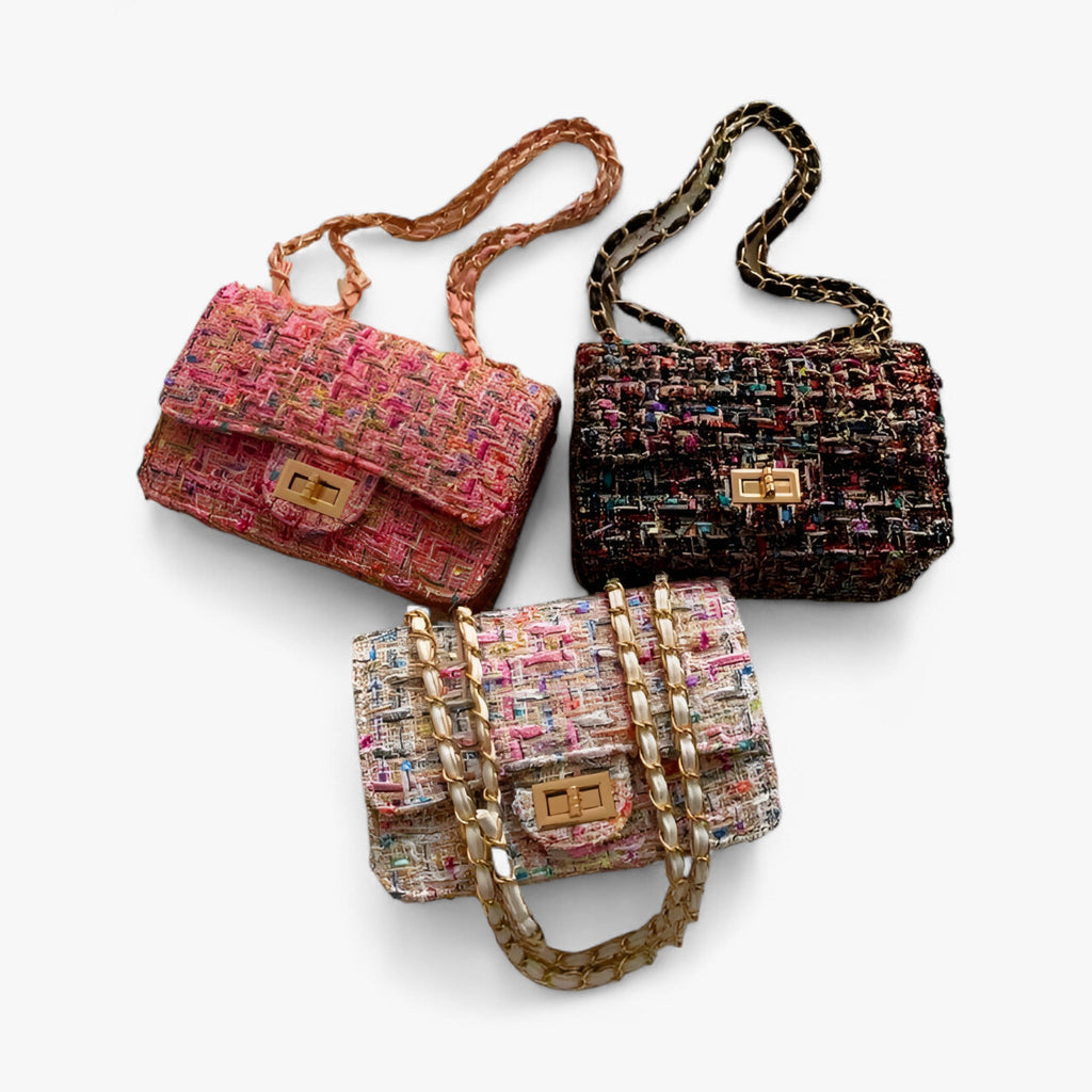 Elegant Tweed Shoulder Bag with Classic Silhouette