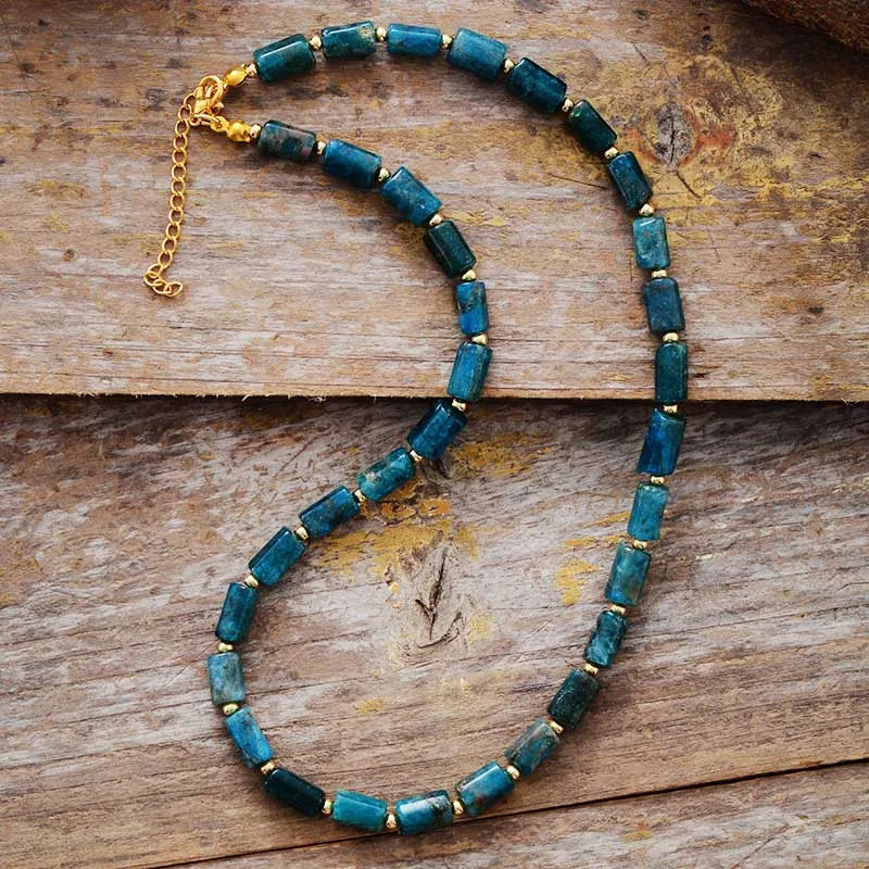 Beaded Stone Choker Necklace with Natural-Look Beads